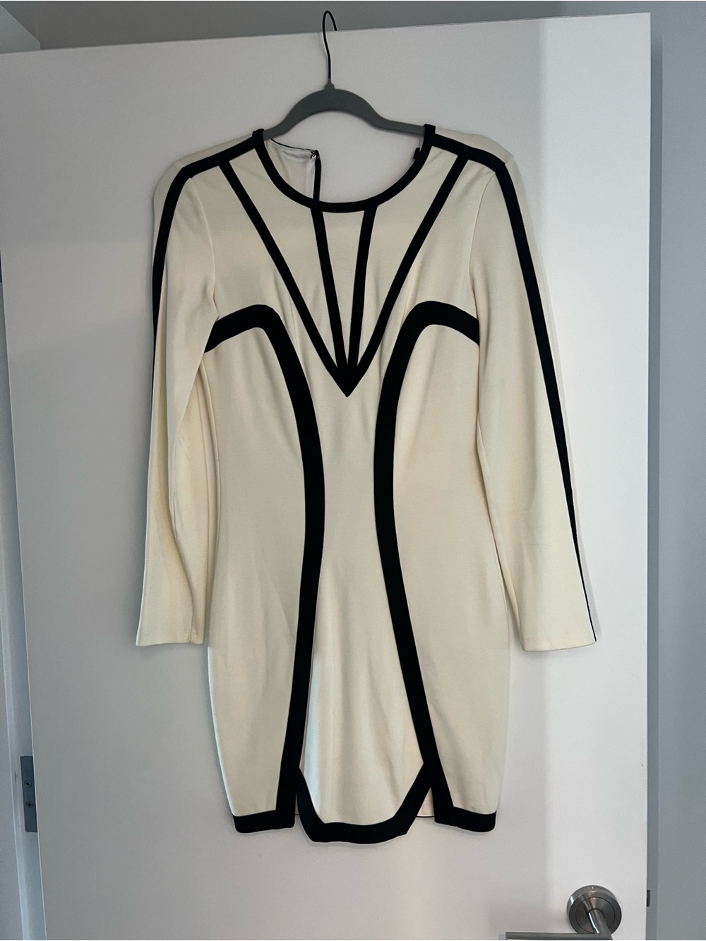 bebe Cream and Black Long Sleeve Bodycon Dress